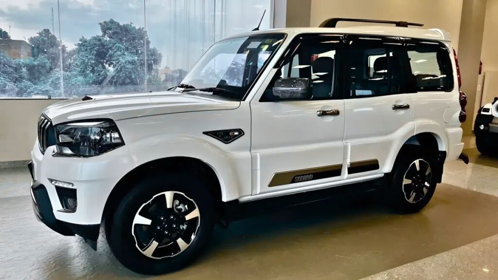 New Mahindra Bolero 2025